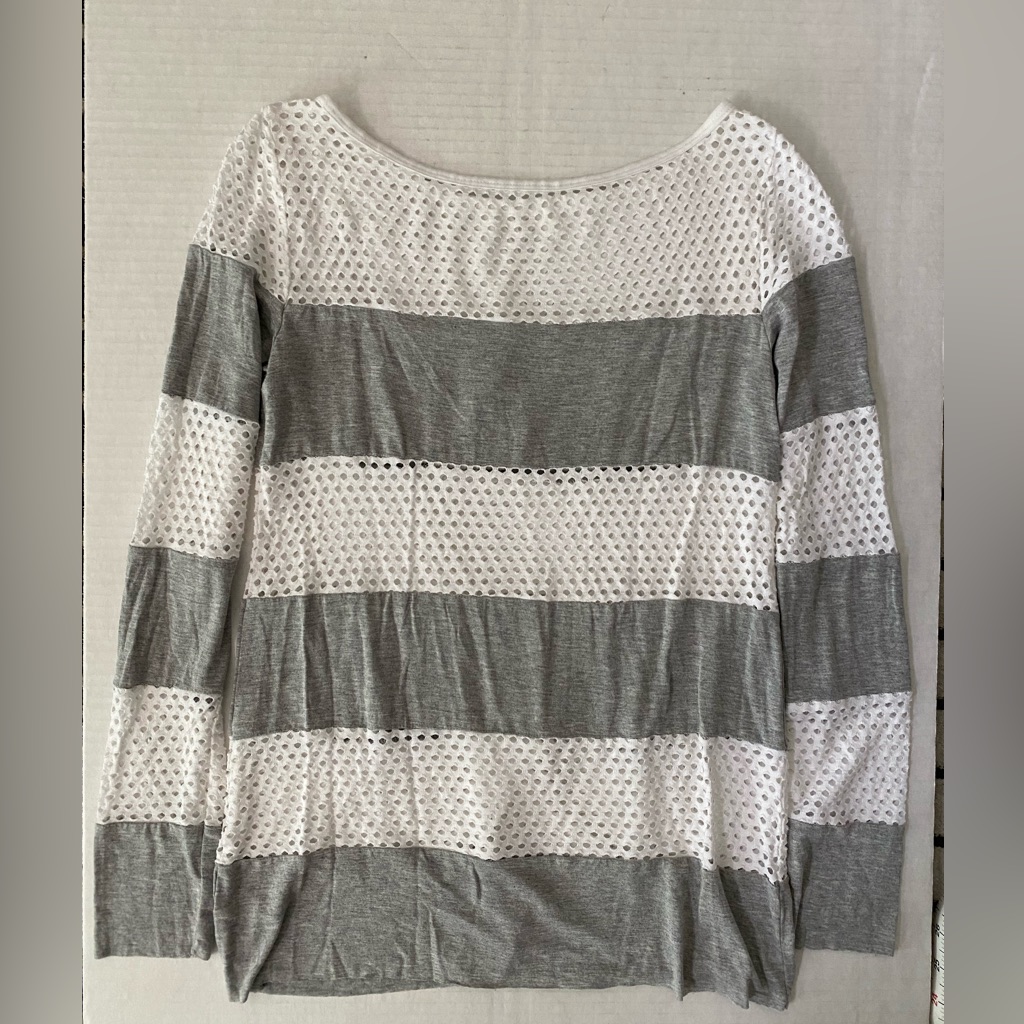Bailey 44 Grey With White Perforated Top Size S